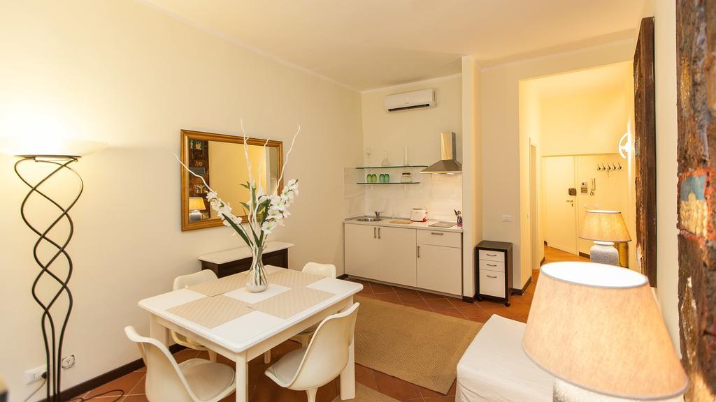 Apartment Rondanini View Rom